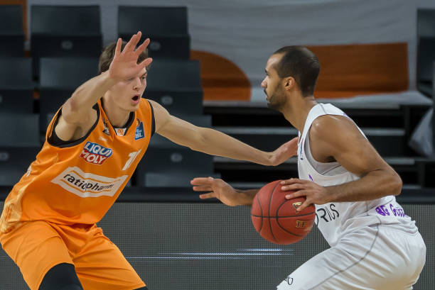 上的警钟 上的警钟