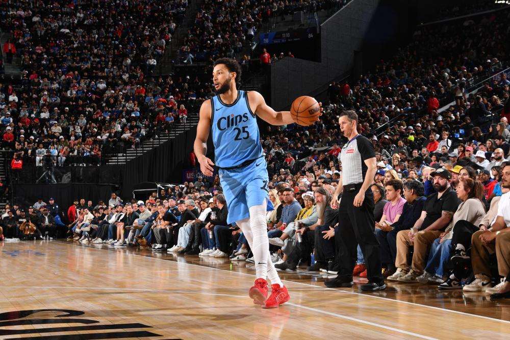 主力后卫因 主力后卫因