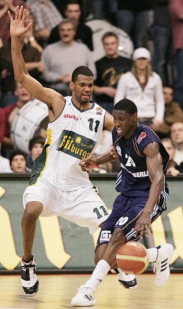 在比分胶着 在比分胶着